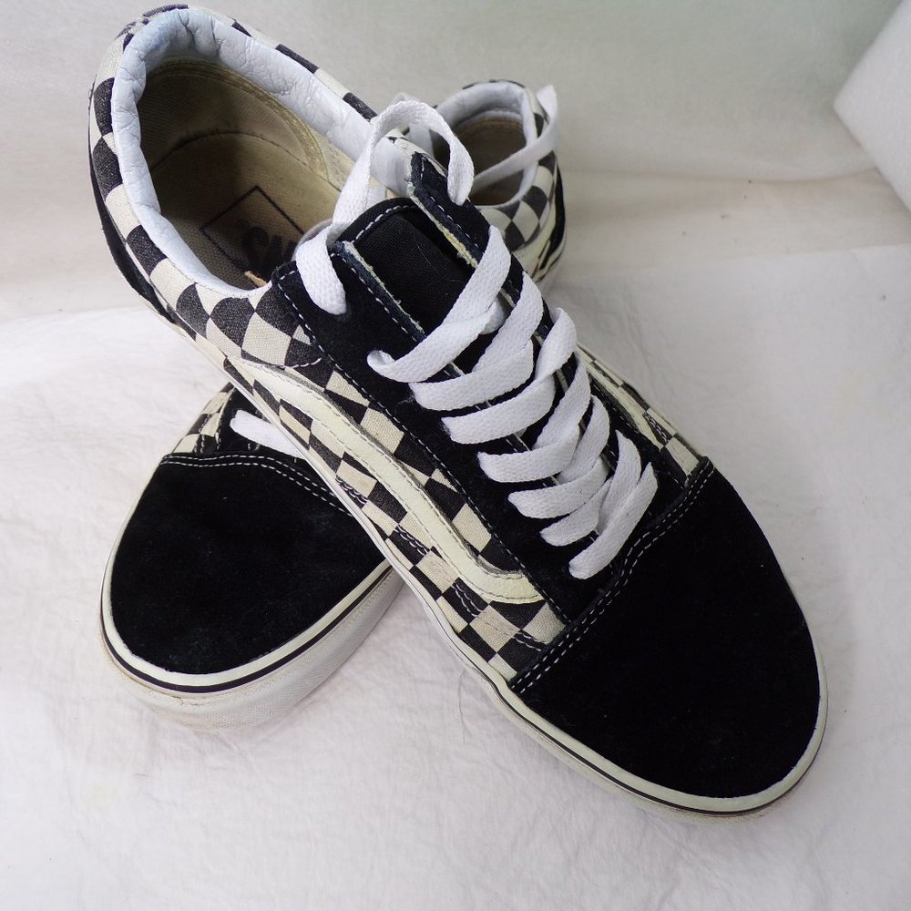Vans Off the Wall Black & off White Sneakers, Mens size 9, Womens size 10.5